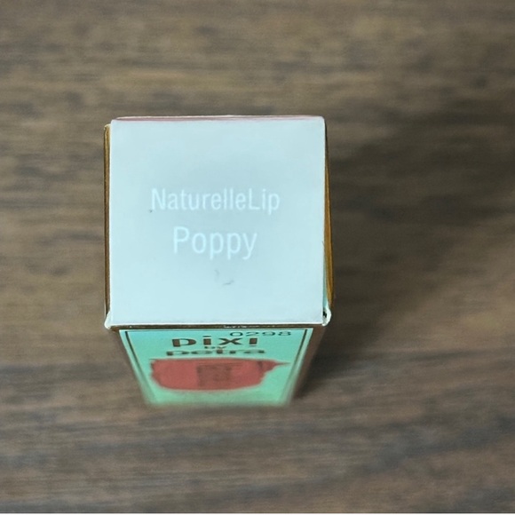 Pixi by Petra NaturelleLip Moisturizing Lip Colour - Picture 4 of 4